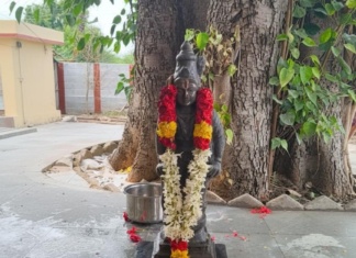 திருவூர் ஸ்ரீ கன்னிகா பரமேஸ்வரி அம்மன் ஆலயத்தில் நவபாஷாண கிருஷ்ணன் பிரதிஷ்டை! வைஸ்யர்களின் முயற்சியில் உருவான சரித்திரம்!!